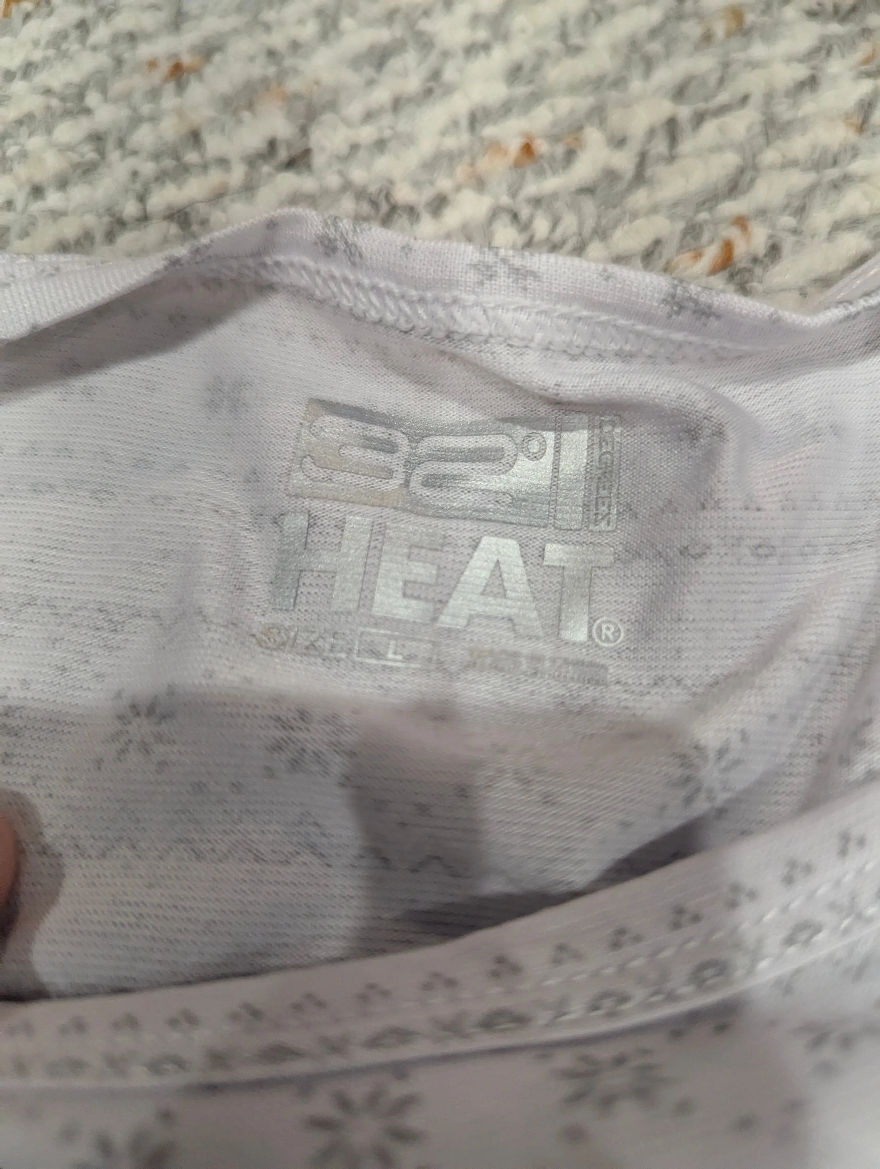 32 Heat base layer, Kids 12 & 14 (large)