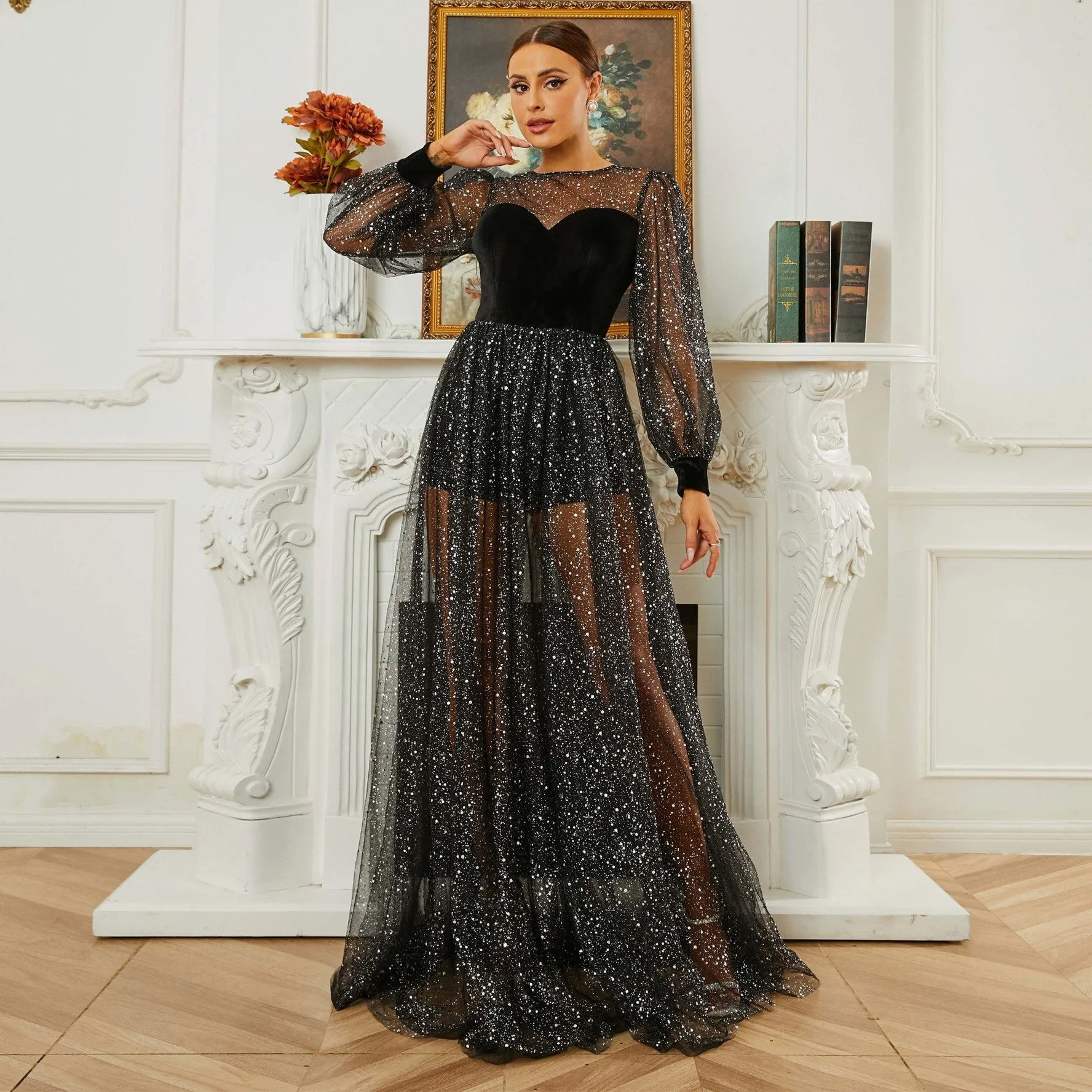 Long Sleeved Round Neck Sequin Lace Evening Dress