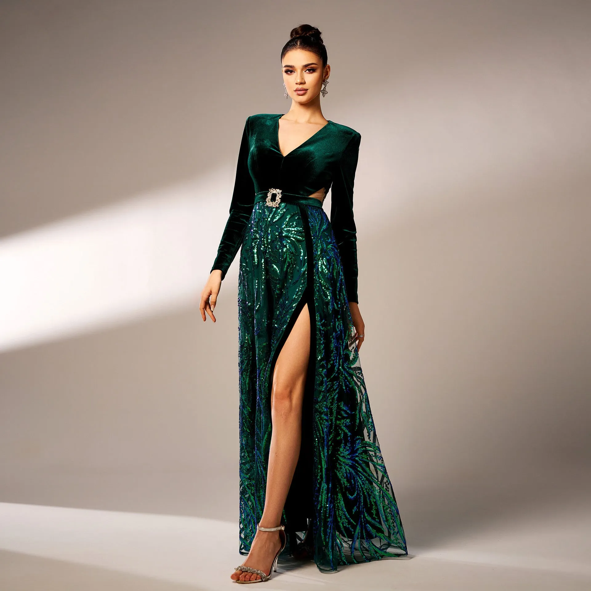 Long Sleeved V Neck Sequined Split Green Evening Dress