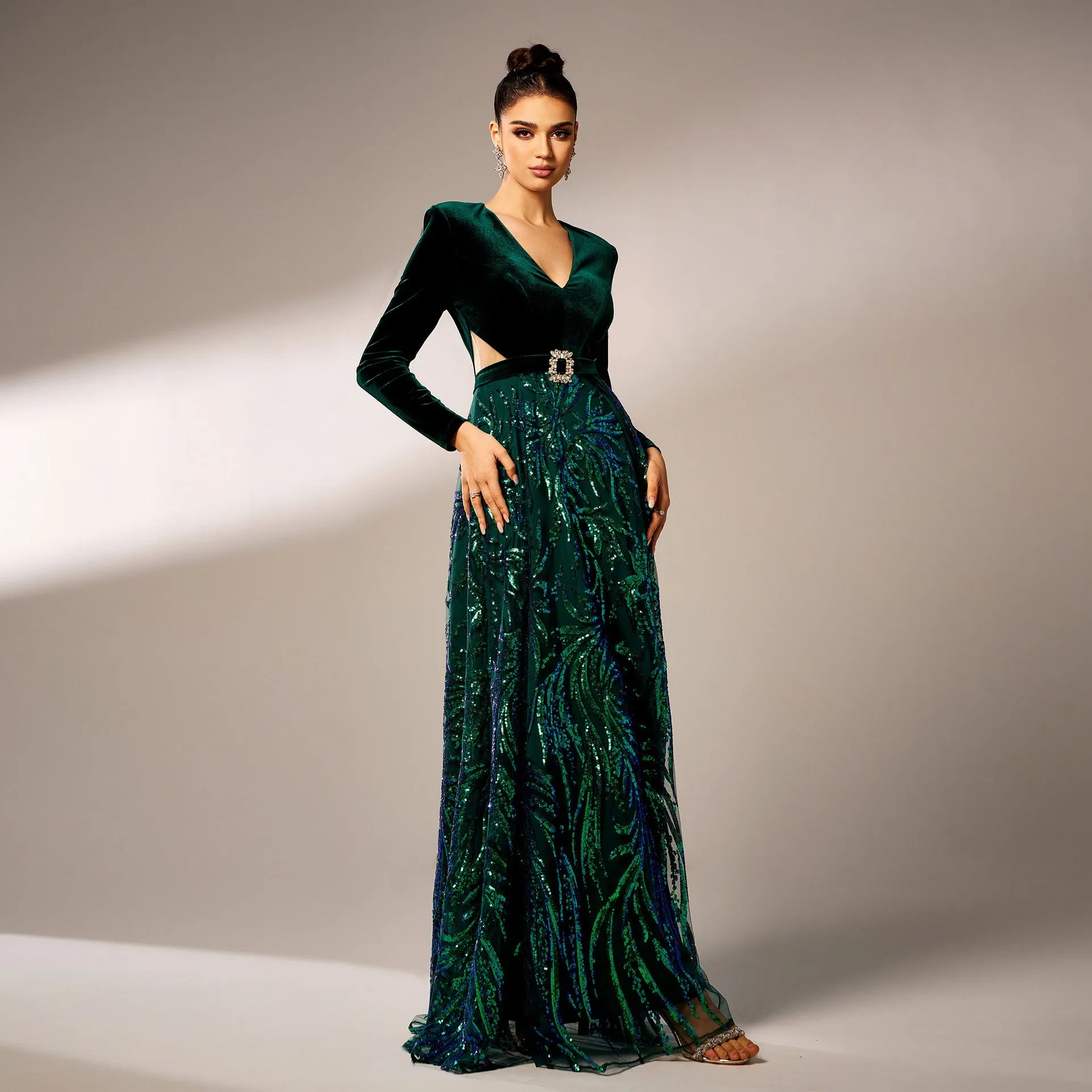 Long Sleeved V Neck Sequined Split Green Evening Dress