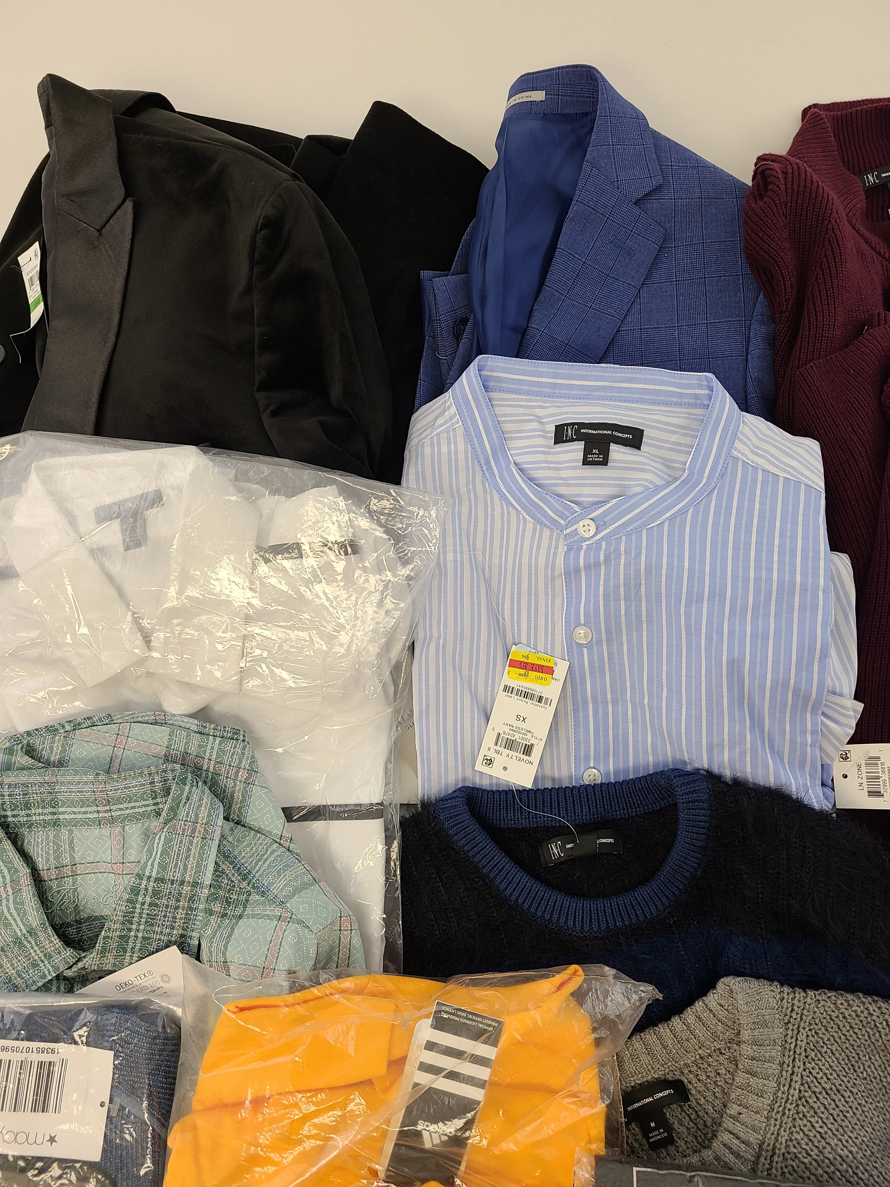 Men's Clothing Wholesale Lot  Polo Ralph Lauren, Calvin Klein, Adidas, Tasso Elba, Buffalo Jeans, American Apparel, INC and more, 25 Units, Shelf Pulls, MSRP $1,768.49