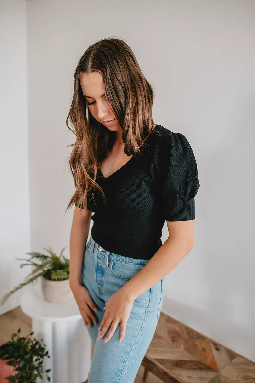The Tinsley Crop Knitted Jumper - Black