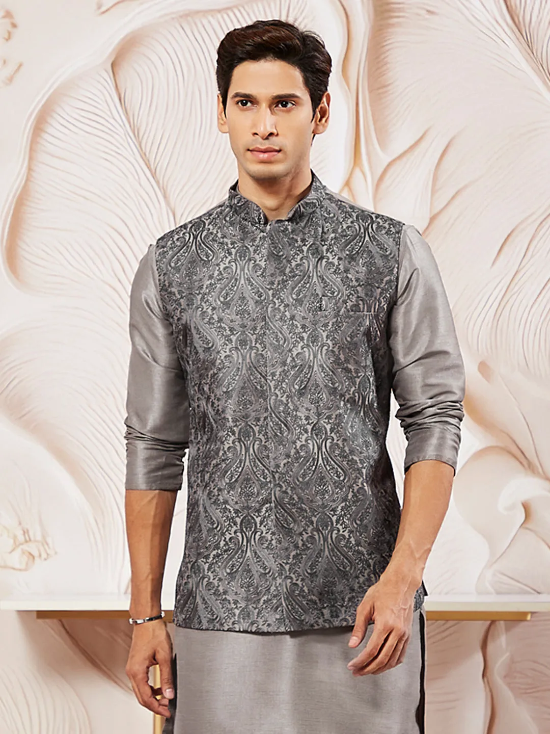 VASTRAMAY Men's Gray - Nehru Jacket